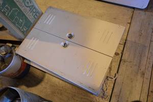 lot 15 image: In-Wall Mount Hanging 2-Door Cabinet