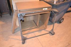 lot 164 image: Rolling Cart Frame on Casters