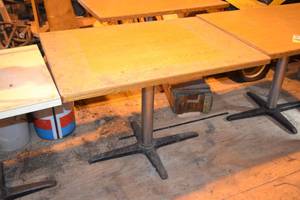 lot 176 image: Restaurant Table