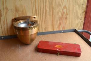 lot 236 image: Wall Mounted Ash Tray and Gun Cleaning Kit