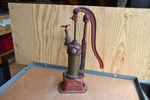 lot 30 image: Red Jacket () Cast Iron & Brass Pump