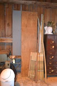 lot 255 image: Lot of Wood Spindles and Plywood