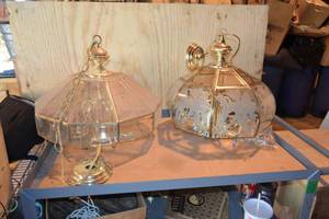 lot 414 image: (2) Glass & Brass Chandeliers