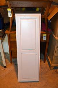 lot 415 image: In-Wall Fold Out Ironing Board Assembly - White