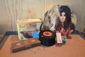 lot 421 image: 45 Records, Souffle Dish, and more