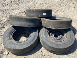 lot 9 image: Lot Of New Asphalt-Roller Tires