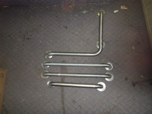 lot 27 image: 4 Handicap Rails