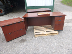 lot 29 image: Wood Desk and File Cabinet