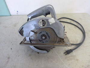 lot 57 image: 7 12 Circular Saw