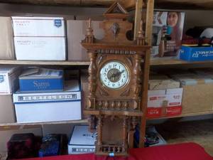 Vintage Wall Clock Complete Works & Recently Serviced With Key & Pendulum 37