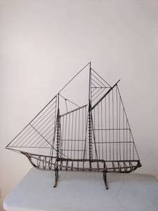 lot 37 image: Vintage Metal Ship Dcor