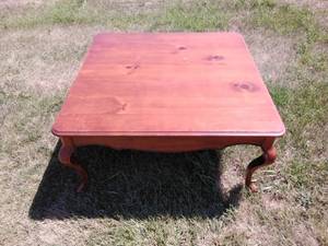 lot 13 image: Square Wooden Coffee Table