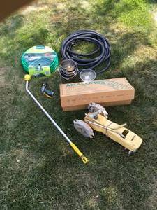 lot 128 image: Lot of Lawn Care Items