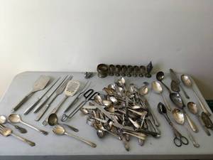 lot 70 image: HUGE Lot of Silverware