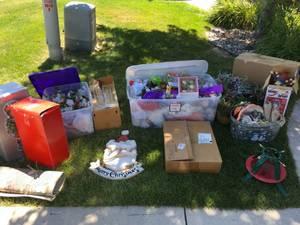 lot 87 image: HUGE Lot of Christmas Items