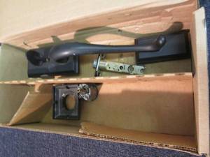 lot 36 image: Kwikset Entry Set open box...