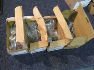 lot 51 image: 4 Kwikset Dummy Levers...