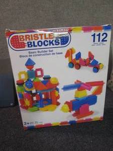 lot 70 image: Bristle Blocks 112 pc...