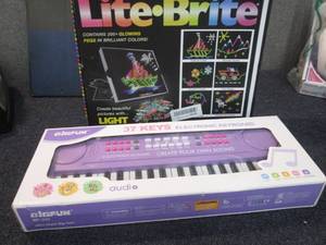 lot 71 image: Lite Brite, Electronic Keyboard...