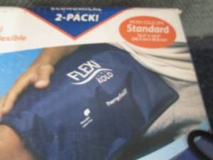 lot 125 image: FlexiKold Gel Ice Pack (Standard La...
