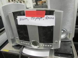 lot 193 image: Alarm, CD Player, Radio Combo- test...