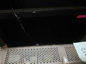 lot 202 image: 32 inch AOC Envision Series Smart T...