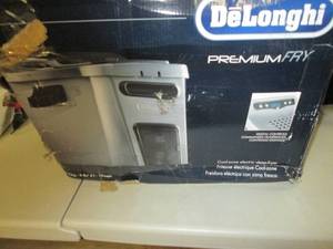 lot 211 image: Delonghi Deep Fat Fryer open box, u...
