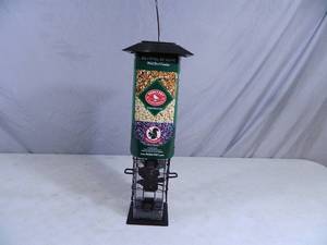New Perky Pet Squirrel Be Gone Bird Feeder
