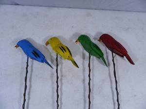 4 New Handmade Recycled Metal Garden Art Birds