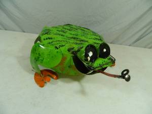 New Handmade Recycled Metal Garden Art Frog