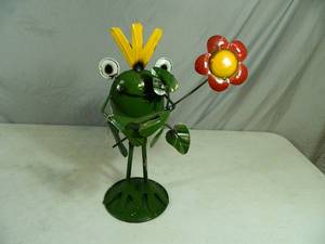 New Handmade Recycled Metal Garden Art Prince Frog