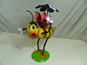 New Handmade Recycled Metal Garden Art Bee with Flower Umbrella