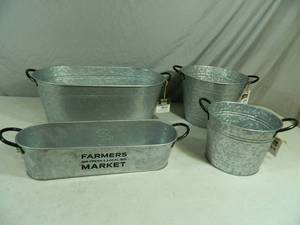 4 New Rustic Farmhouse Planters