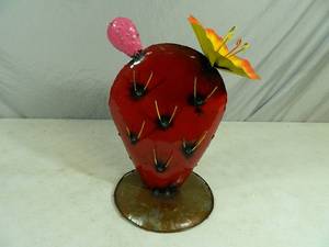 New Handmade Recycled Metal Garden Art Cactus