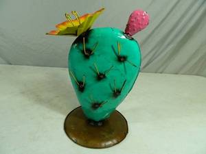 New Handmade Recycled Metal Garden Art Cactus