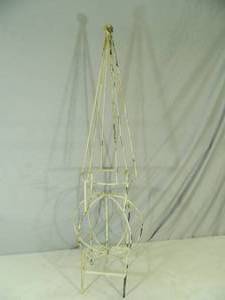 Painted Iron Garden Art Statue  Vine Trellis