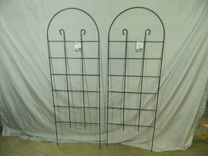 2 New Metal Garden Trellis