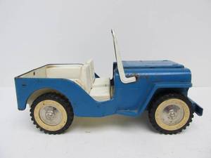 lot 213 image: Vintage TONKA Pressed Steel Blue Jeep