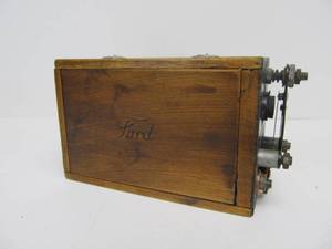 lot 88 image: Antique FORD Battery