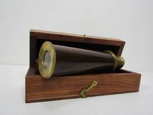 lot 183 image: Vintage Brass Telescoping Spy Glass w Wood Box
