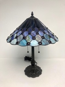 lot 7 image: 2 Nice Tiffany Style Blue Stained Glass Table Lamps