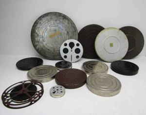 lot 35 image: Lot of Vintage 1930s-40s Film Canisters wFilms