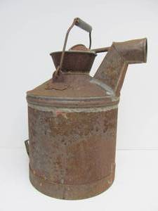 lot 280 image: Antique STAND OIL Heavy Steel Service Station Oil Pouring Can