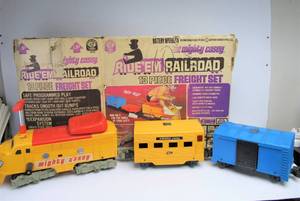 lot 287 image: Large Vintage REMCO Mighty Casey Ride-On Electric Train Toy