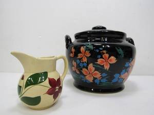 lot 269 image: Vintage 1950s Hand Painted Cookie Jar & Advertising Stoneware Cream Pitcher