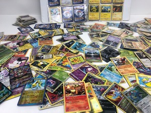 lot 124 image: Large Lot of POKEMON Cards