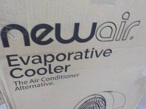 lot 188 image: New Air Portable 1.8 gallon Evapora...