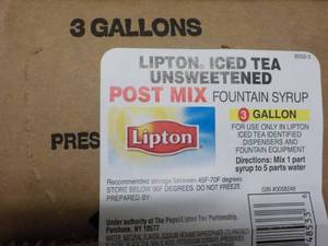 lot 286 image: 3 Gallon Lipton Iced Tea Unsweetene...
