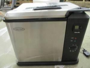 lot 112 image: Intertek Turkey Fryer dented in mu...