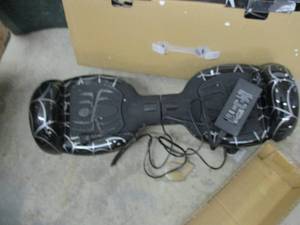 lot 113 image: Spiderman Hoverboard with Charge d...